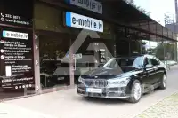 2017 BMW 740