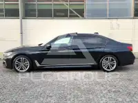2017 BMW 750