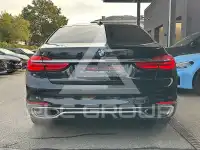 2017 BMW 750