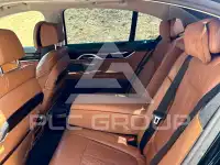 2017 BMW 750