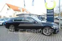 2017 BMW 750