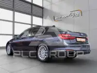 2017 BMW 750