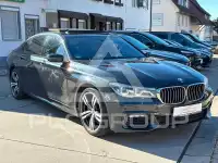 2017 BMW 750