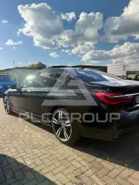 2017 BMW 750