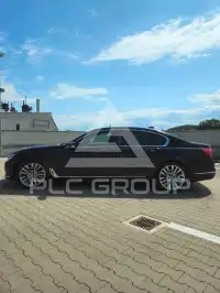 2017 BMW 750