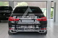 2017 BMW M7