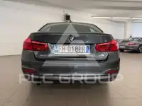 2017 BMW 318