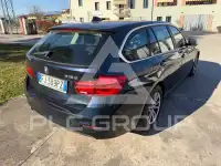 2017 BMW 318