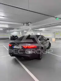 2017 Jaguar XF