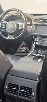 2017 Jaguar XF