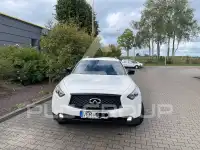 2017 Infinity QX70