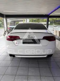 2017 Audi S8