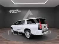 2017 Cadillac ESCALADE