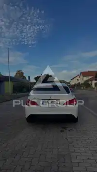 2017 Mercedes Benz CLA 180