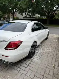 2017 Mercedes Benz E 200