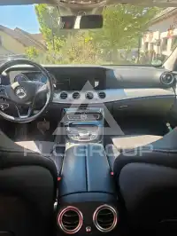 2017 Mercedes Benz E 220
