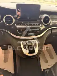 2017 Mercedes Benz V 220