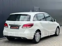 2017 Mercedes Benz B 220