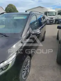 2017 Mercedes Benz V 230