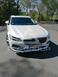 2017 Volvo S90