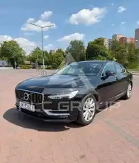 2017 Volvo S90