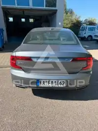 2017 Volvo S90