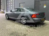 2017 Volvo S90
