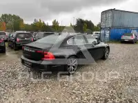 2017 Volvo S90