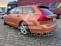2017 Volvo V90