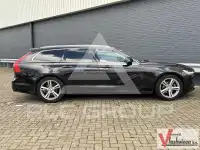 2017 Volvo V90