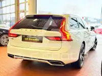 2017 Volvo V90