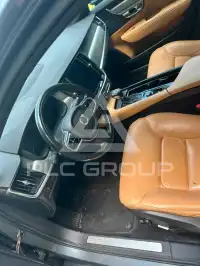 2017 Volvo V90