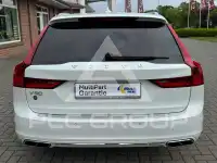 2017 Volvo V90