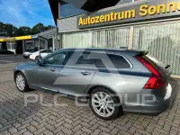 2017 Volvo V90