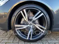 2017 Volvo V90