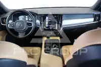 2017 Volvo V90