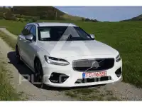 2017 Volvo V90