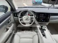 2017 Volvo V90