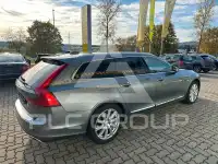 2017 Volvo V90