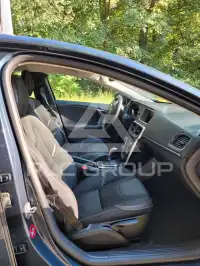 2017 Volvo V40