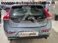 2017 Volvo V40