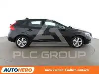 2017 Volvo V40
