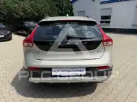 2017 Volvo V40