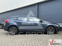 2017 Volvo V40