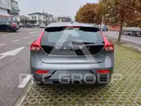 2017 Volvo V40