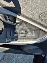 2017 Volvo V40
