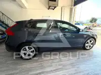 2017 Volvo V40