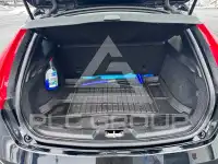 2017 Volvo V40