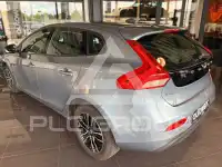2017 Volvo V40