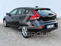 2017 Volvo V40